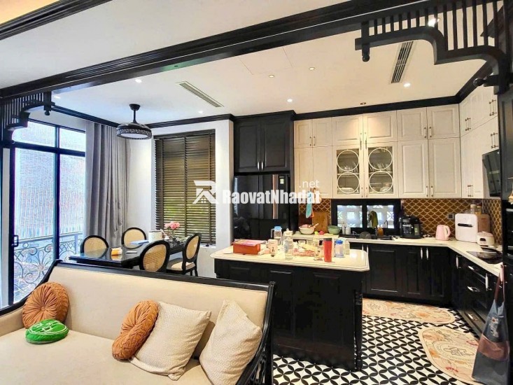 BÁN NHÀ NGUYỄN VĂN CỪ 75M. MẶT TIỀN 5M, ĐƯỜNG 2 ÔTÔ TRÁNH, VỈA HÈ, KINH DOANH. GIÁ 20.5 TỶ